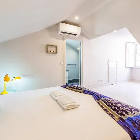 Guestready - Newly Renovated 3br - Chiado 아파트 *