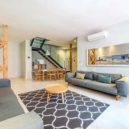 Guestready - Newly Renovated 3br - Chiado Appartement Lissabon