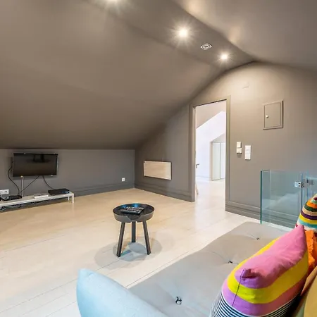 شقة Guestready - Newly Renovated 3br - Chiado *