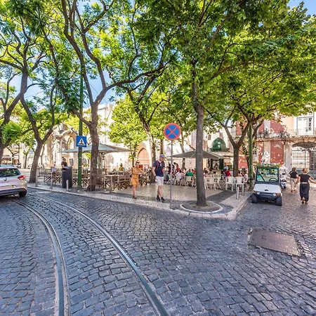 شقة Guestready - Newly Renovated 3br - Chiado Lisboa